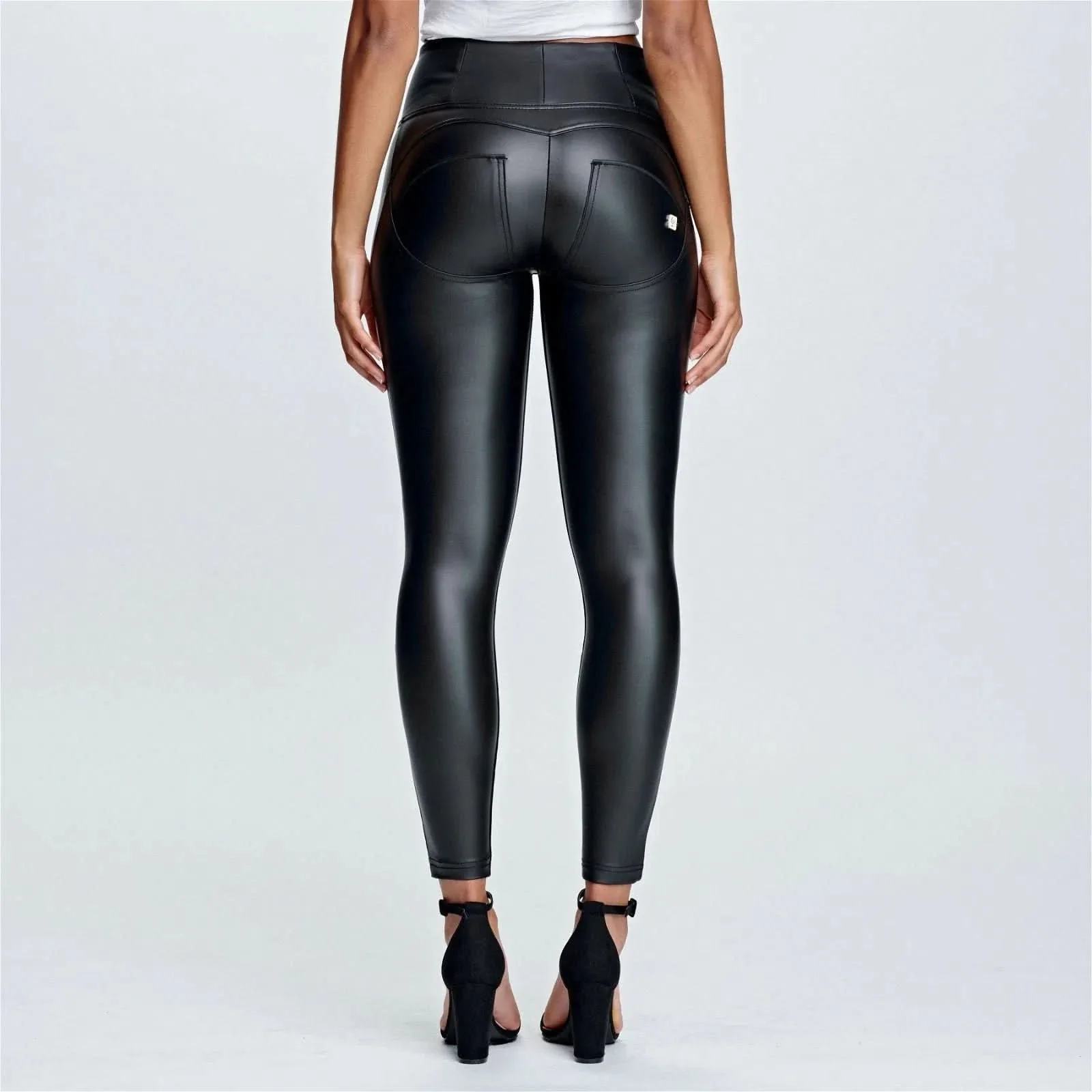 WRUP Faux Leather - High Waisted - 7/8 Length - Black - Image 7
