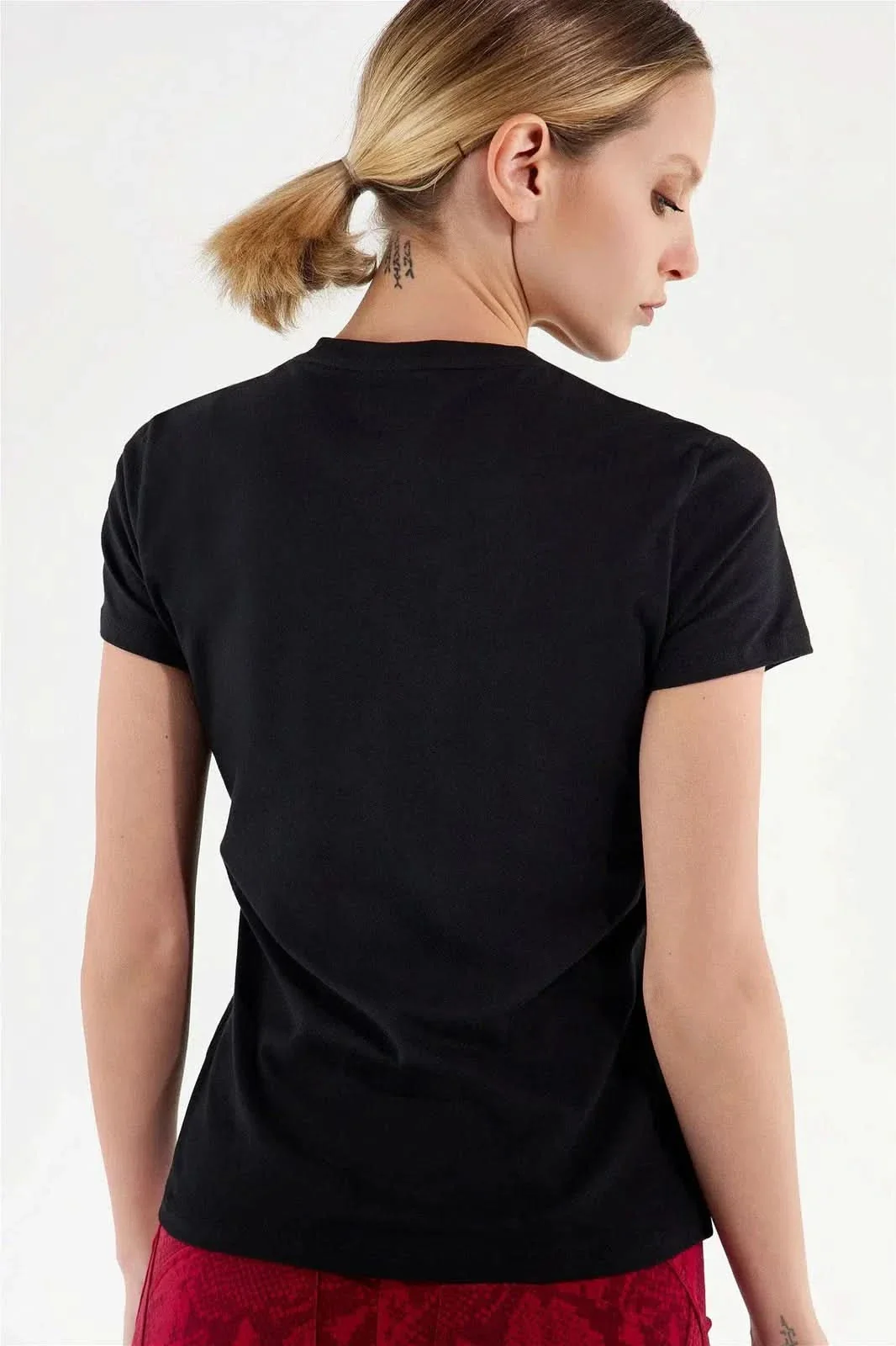 T Shirt with Snake print panel - Black - Image 3