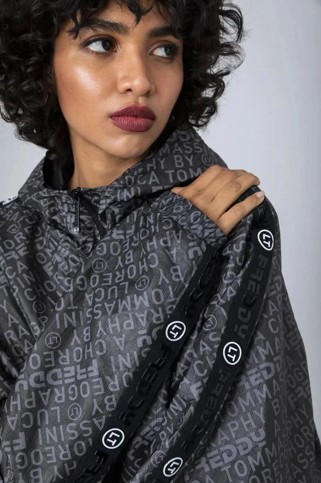 Windbreaker unisex - A Choreography by Luca Tommassini - Black - Image 3