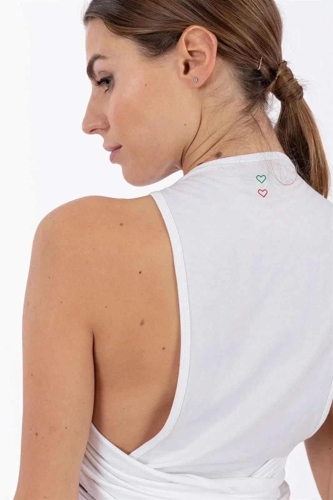 Yoga tank top with a criss cross back - White - Image 2