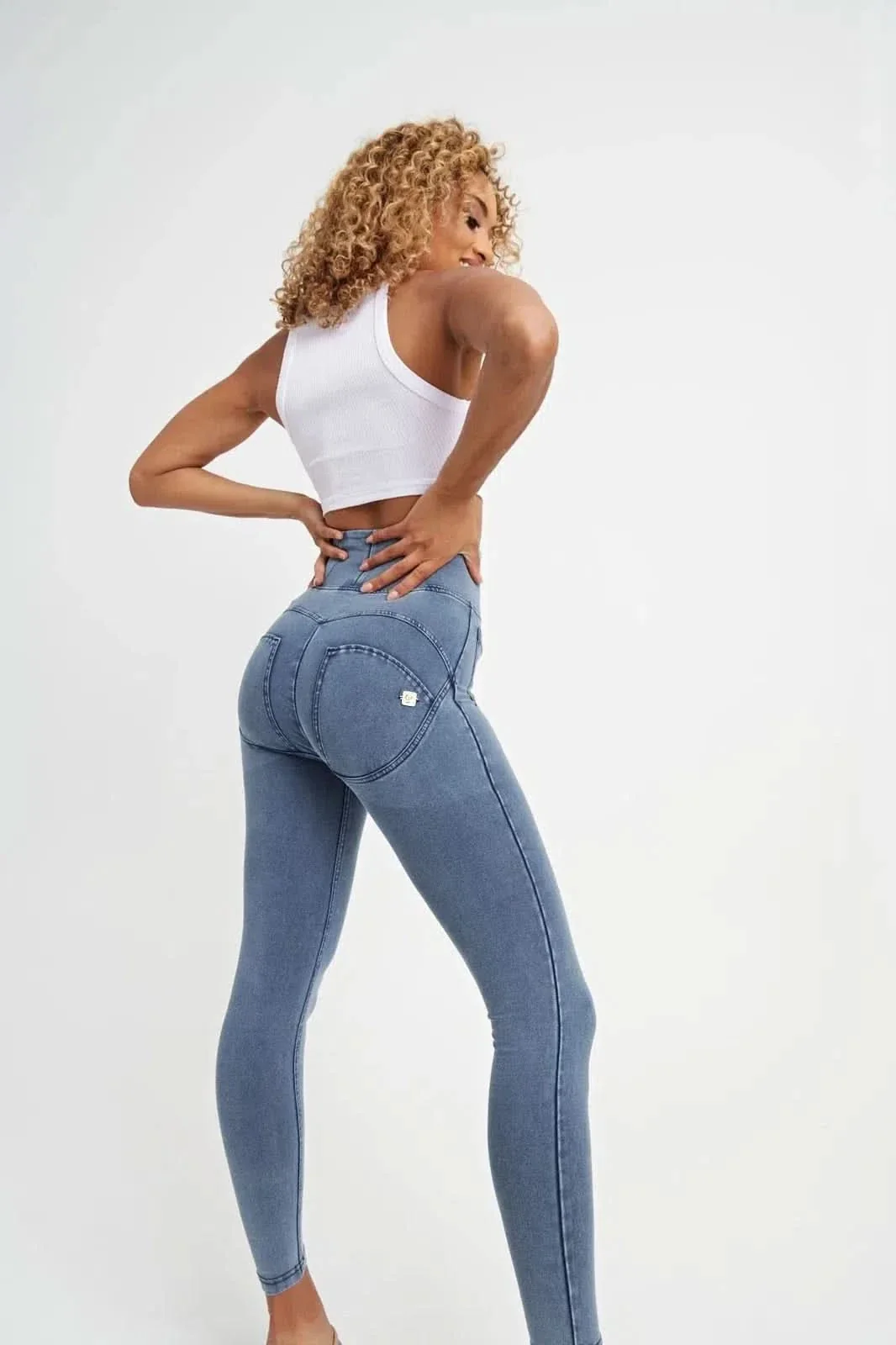 WRUP Denim With Front Pockets - Super High Waisted - 7/8 Length - Light Blue + Blue Stitching - Image 4