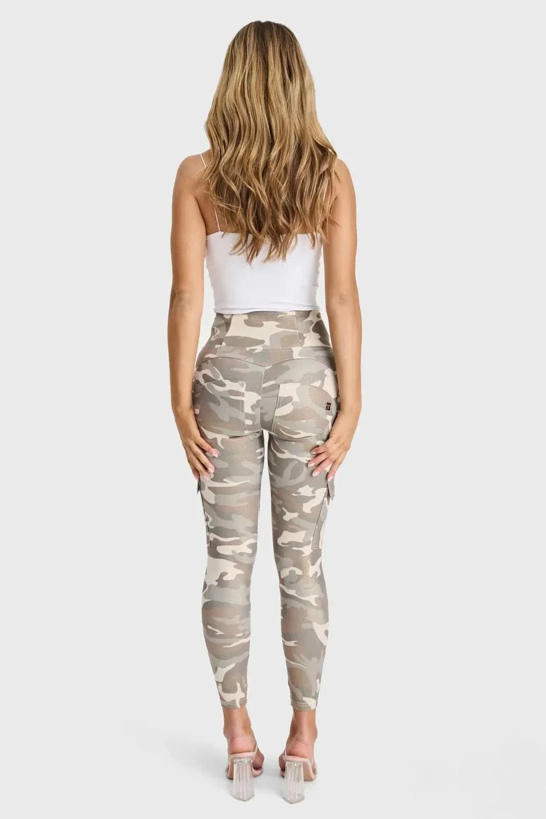 WRUP Cargo Fashion - High Waisted - 7/8 Length - Glitter Gold Camo - Image 5