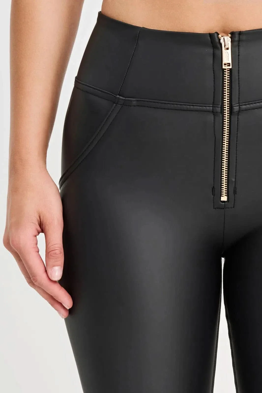 WRUP Corset Faux Leather - High Waisted - Full Length - Black - Image 10