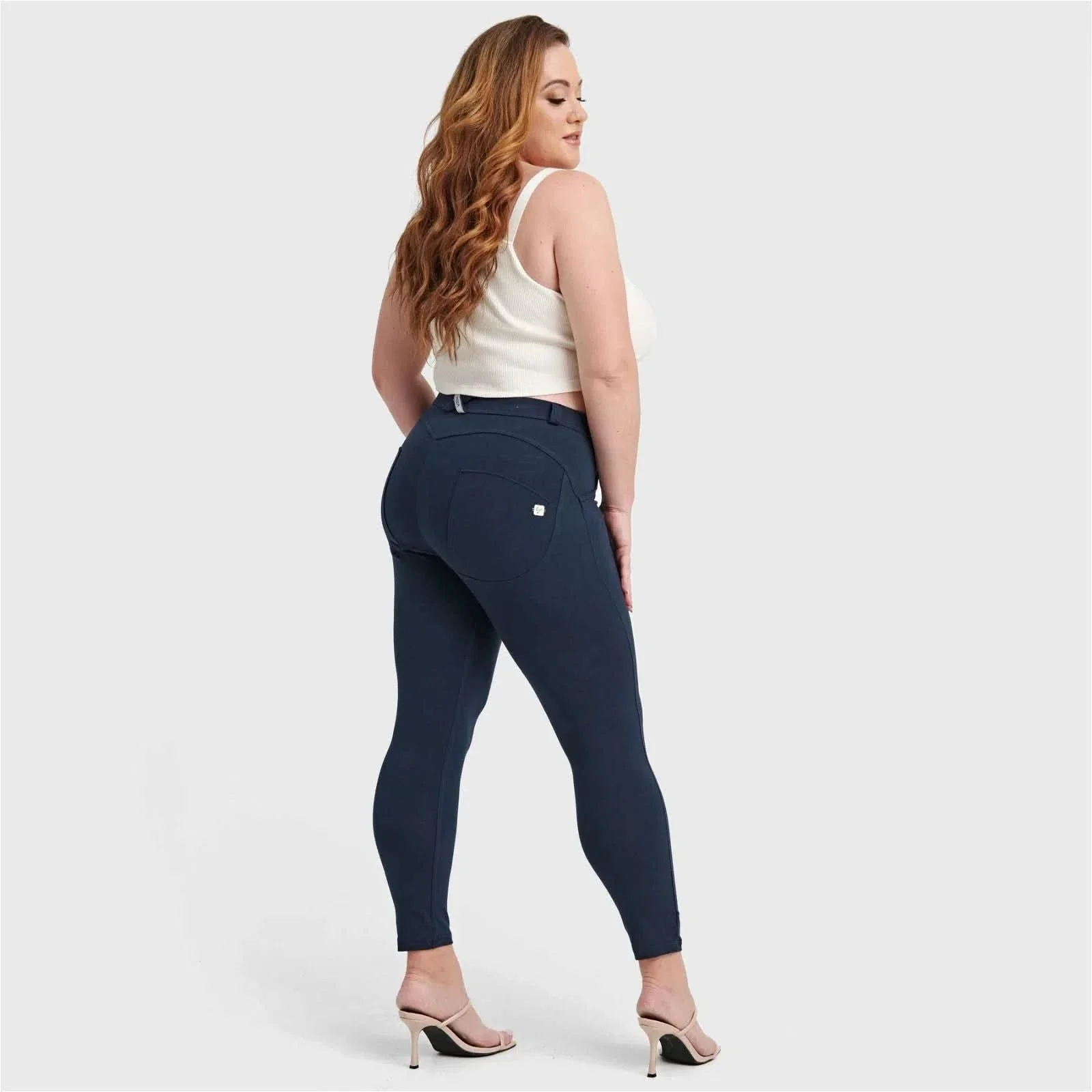 WRUP Curvy Fashion - High Waisted - 7/8 Length - Navy Blue - Image 5