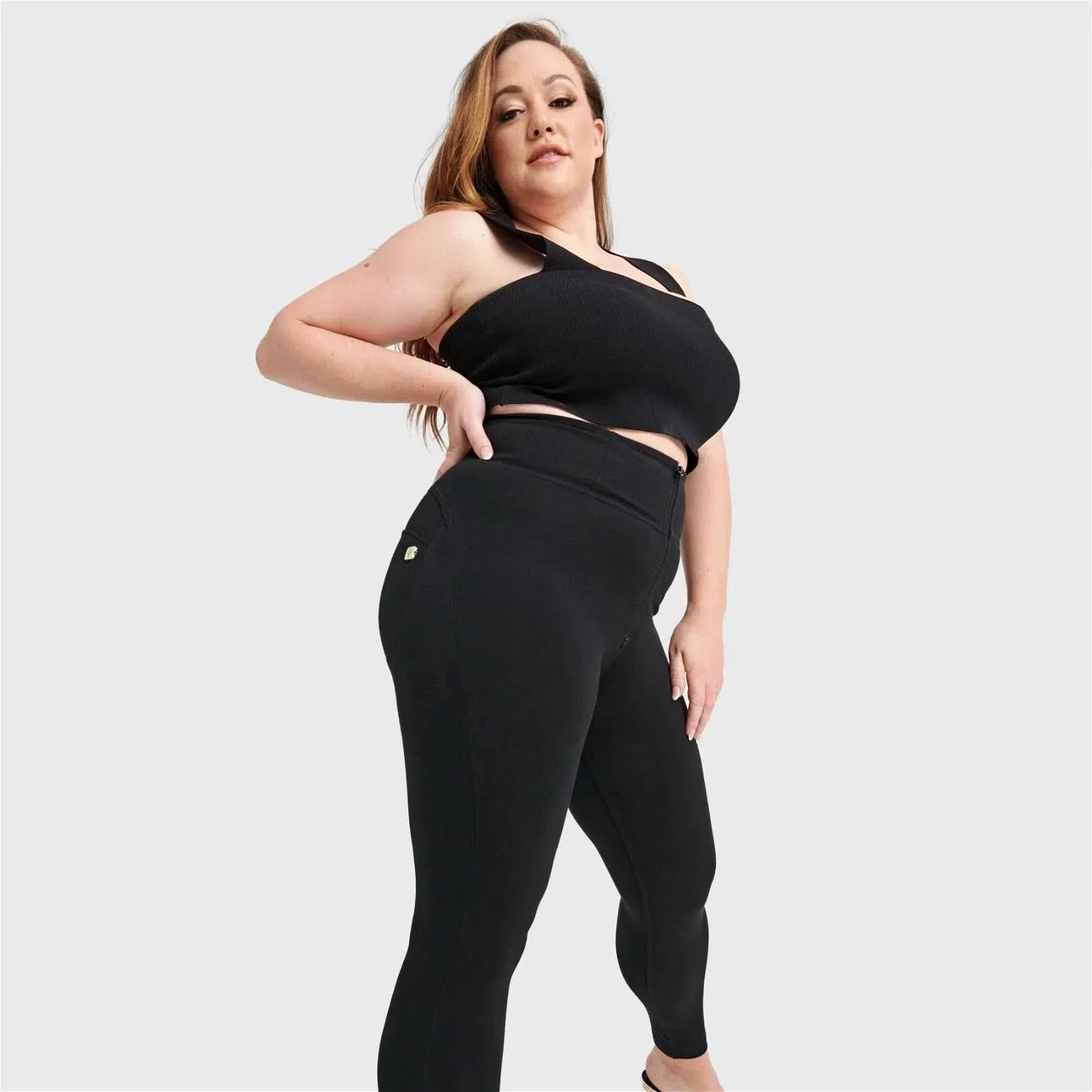 WRUP Curvy Fashion - Zip High Waisted - 7/8 Length - Black - Image 3