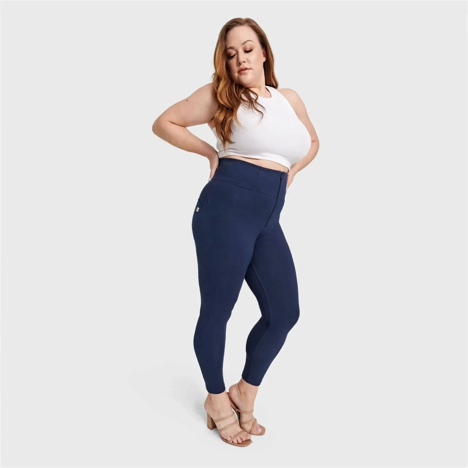 WRUP Curvy Fashion - Zip High Waisted - 7/8 Length - Navy Blue - Image 5