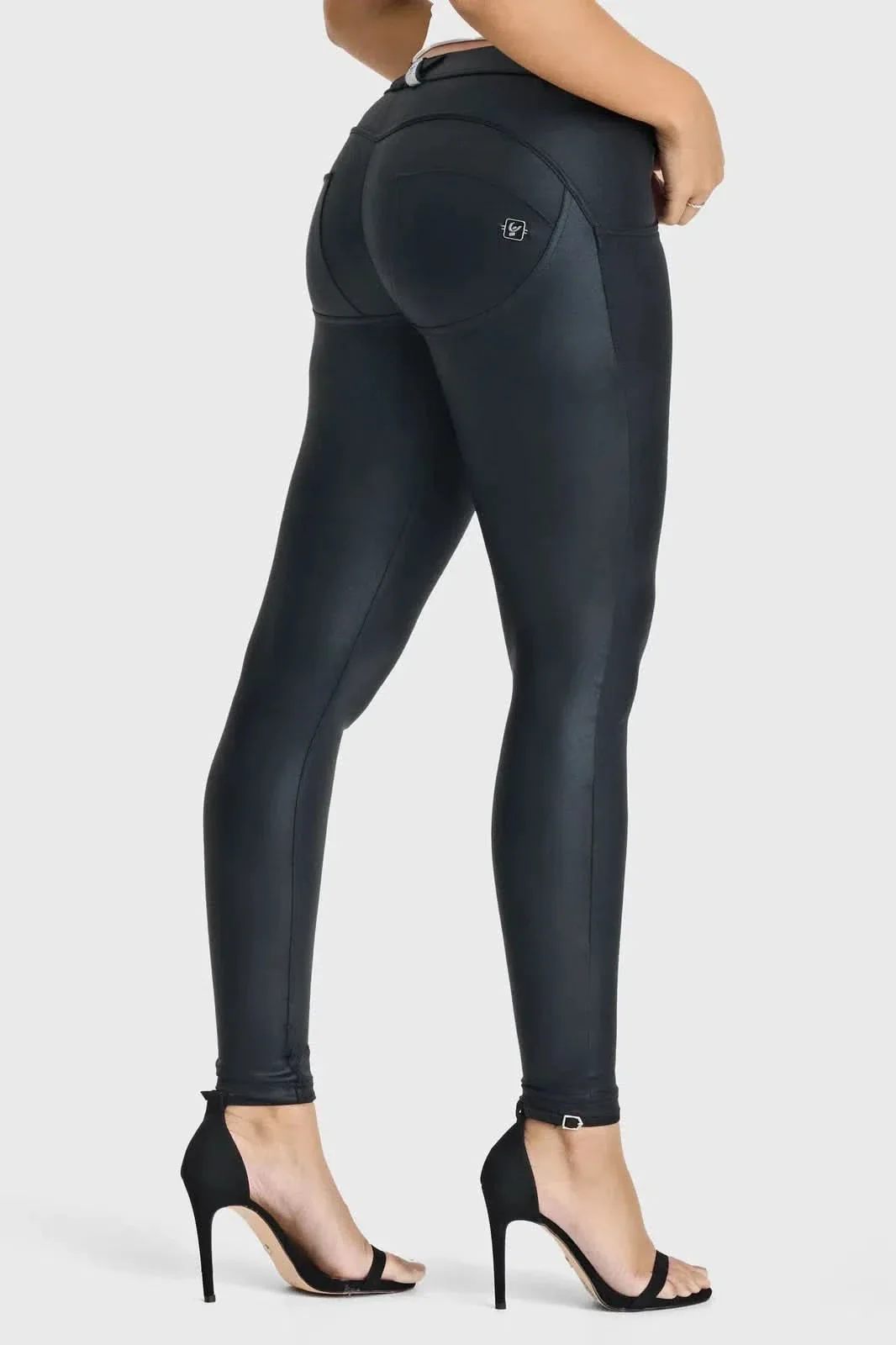 WRUP Luxe Shimmer - Mid Rise - Full Length - Black - Image 2