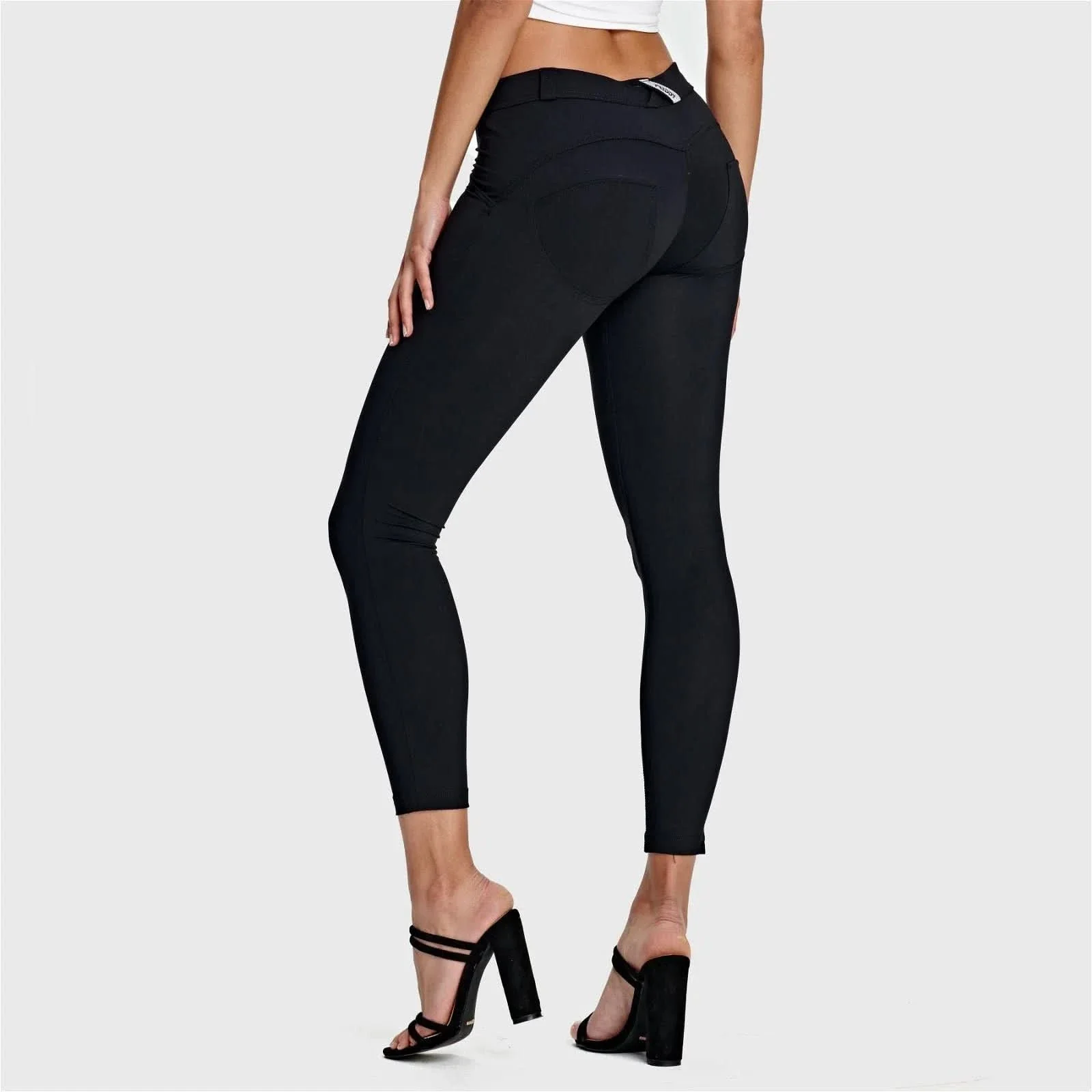 WRUP Diwo Pro - Mid Rise - 7/8 Length - Black - Image 6