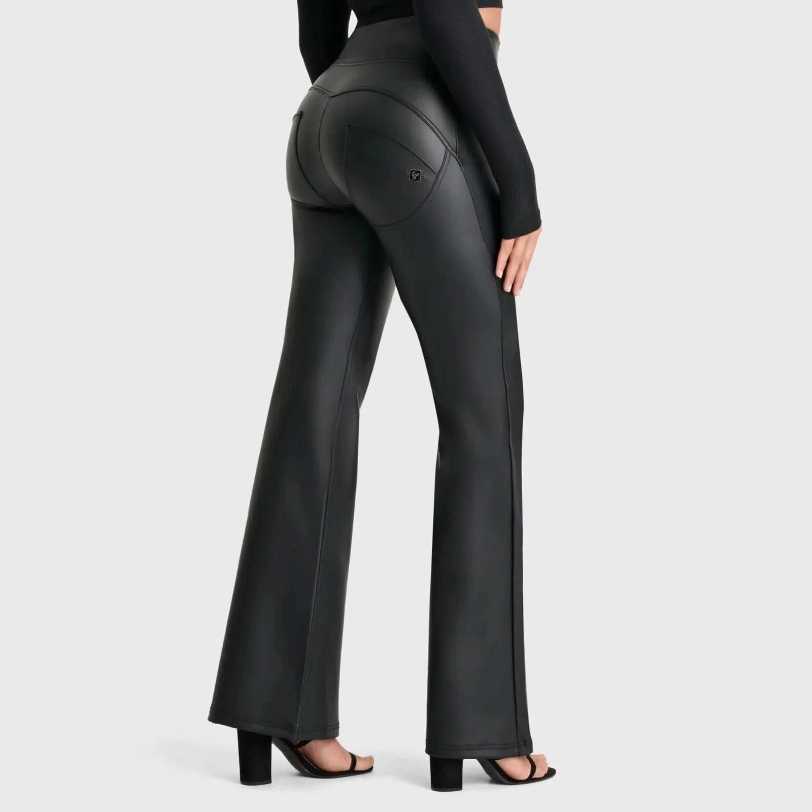 WRUP Faux Leather - Super High Waisted - Super Flare - Black - Image 2