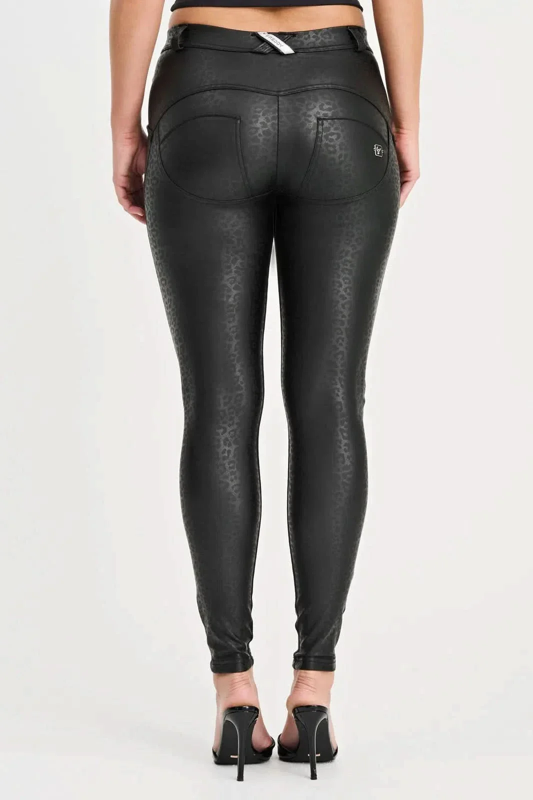 WRUP Panther Faux Leather - Mid Rise - Full Length - Black - Image 5