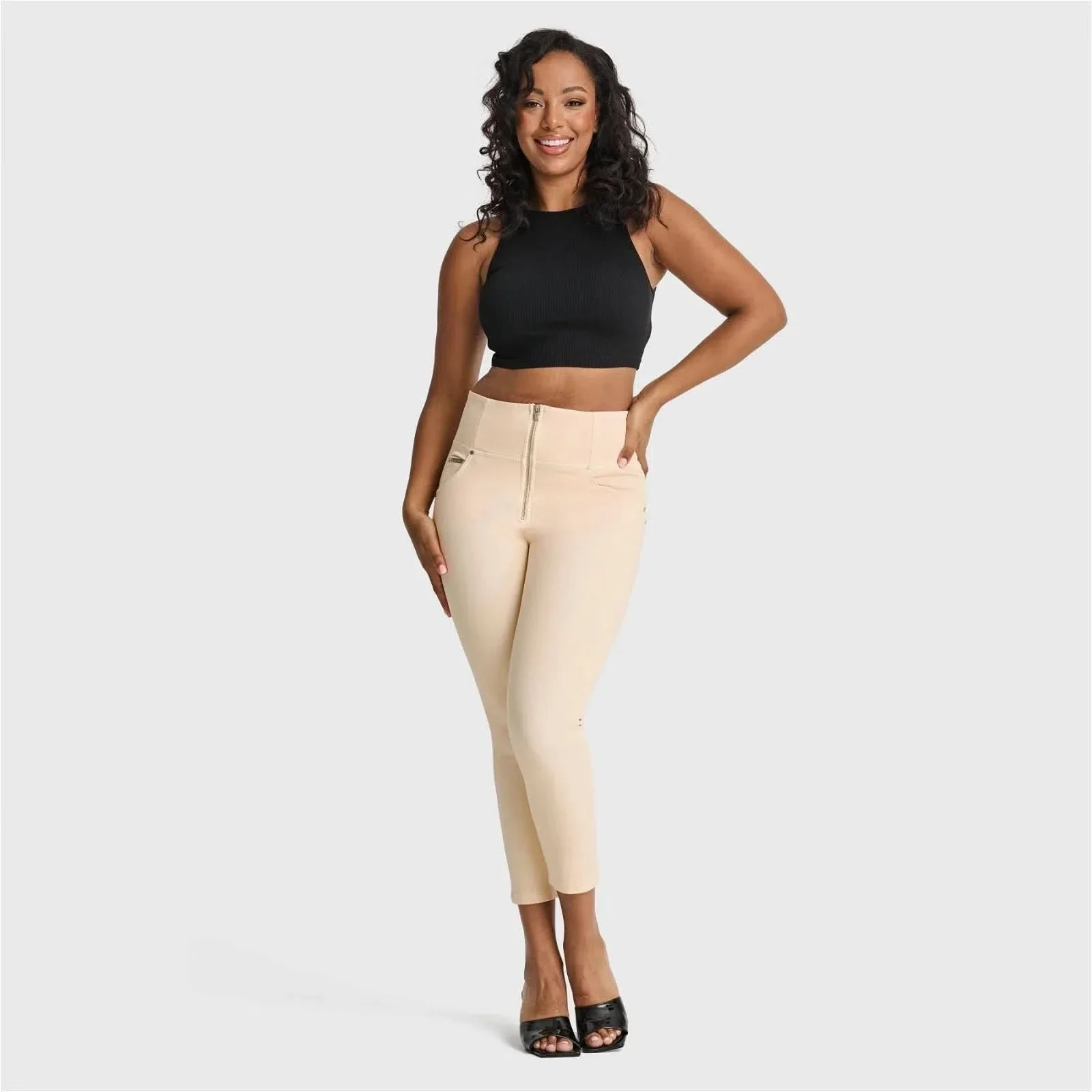 WRUP SNUG Curvy Jeans - High Waisted - 7/8 Length - Ivory - Image 3