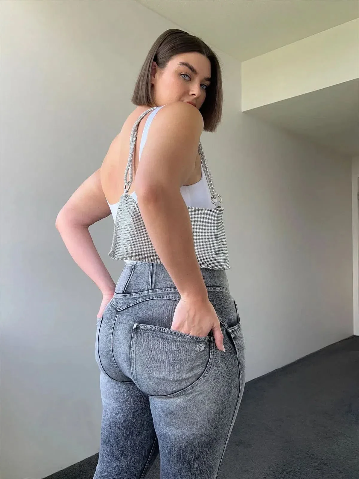WRUP SNUG Curvy Ripped Jeans - High Waisted - Full Length - Grey Stonewash + Grey Stitching - Image 3