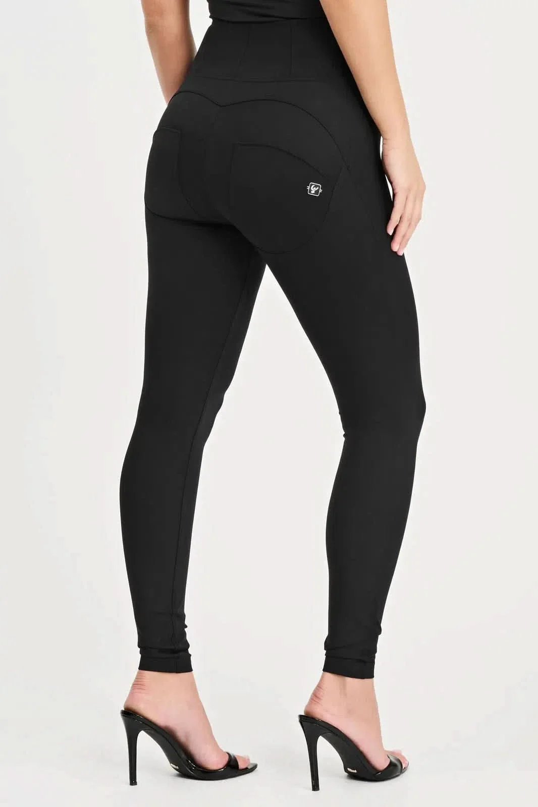 WRUP Thick Layered Diwo Pro - High Waisted - Full Length - Black - Image 5