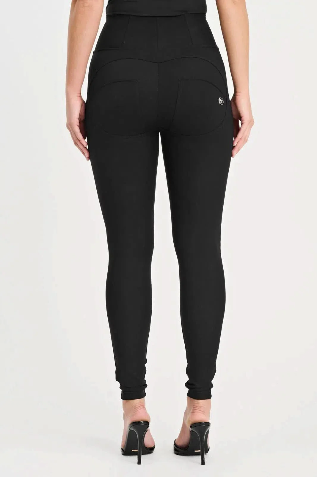 WRUP Thick Layered Diwo Pro - High Waisted - Full Length - Black - Image 6