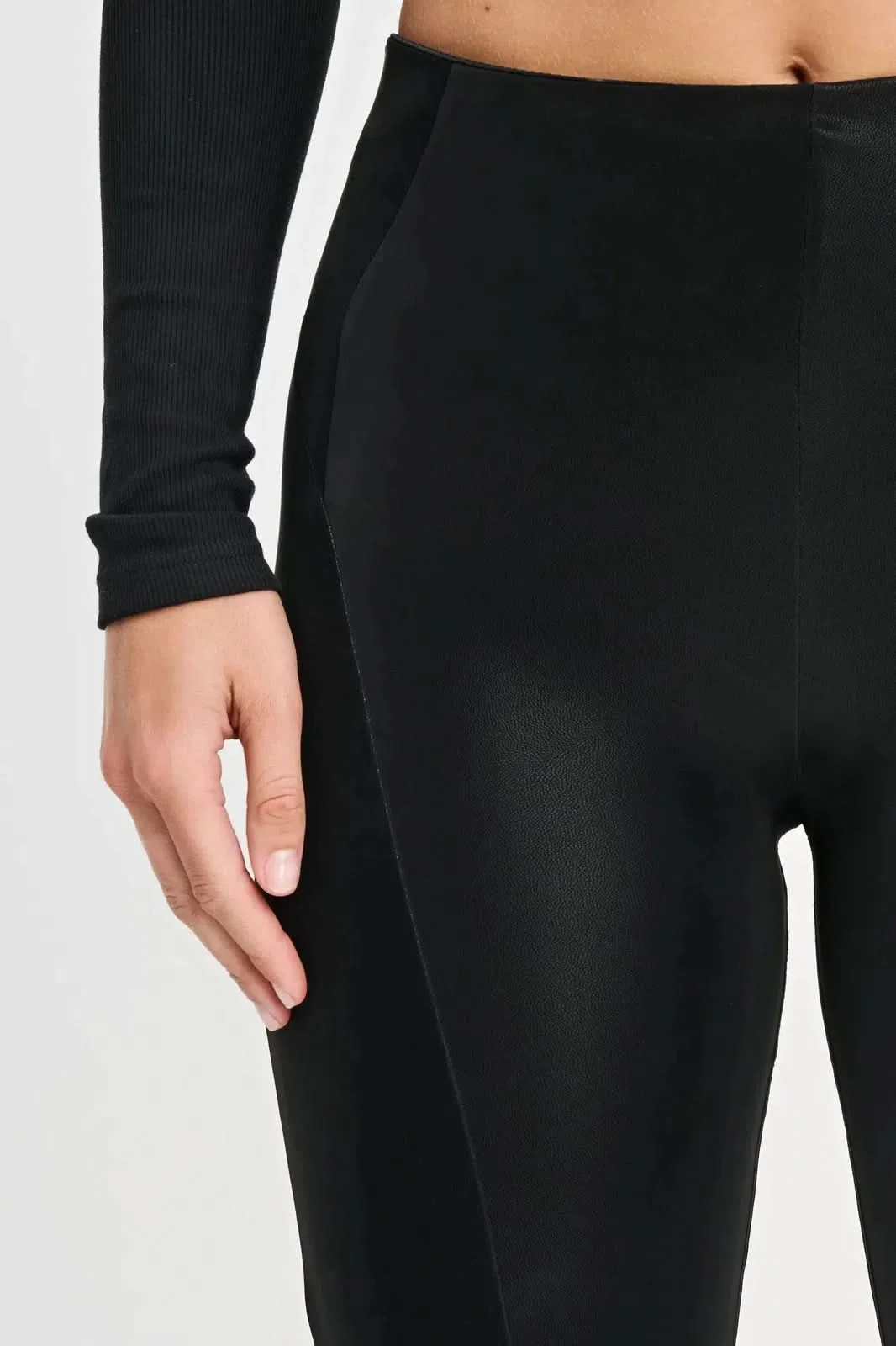 WRUP Velvet Faux Leather - High Waisted - Super Flare - Black - Image 6