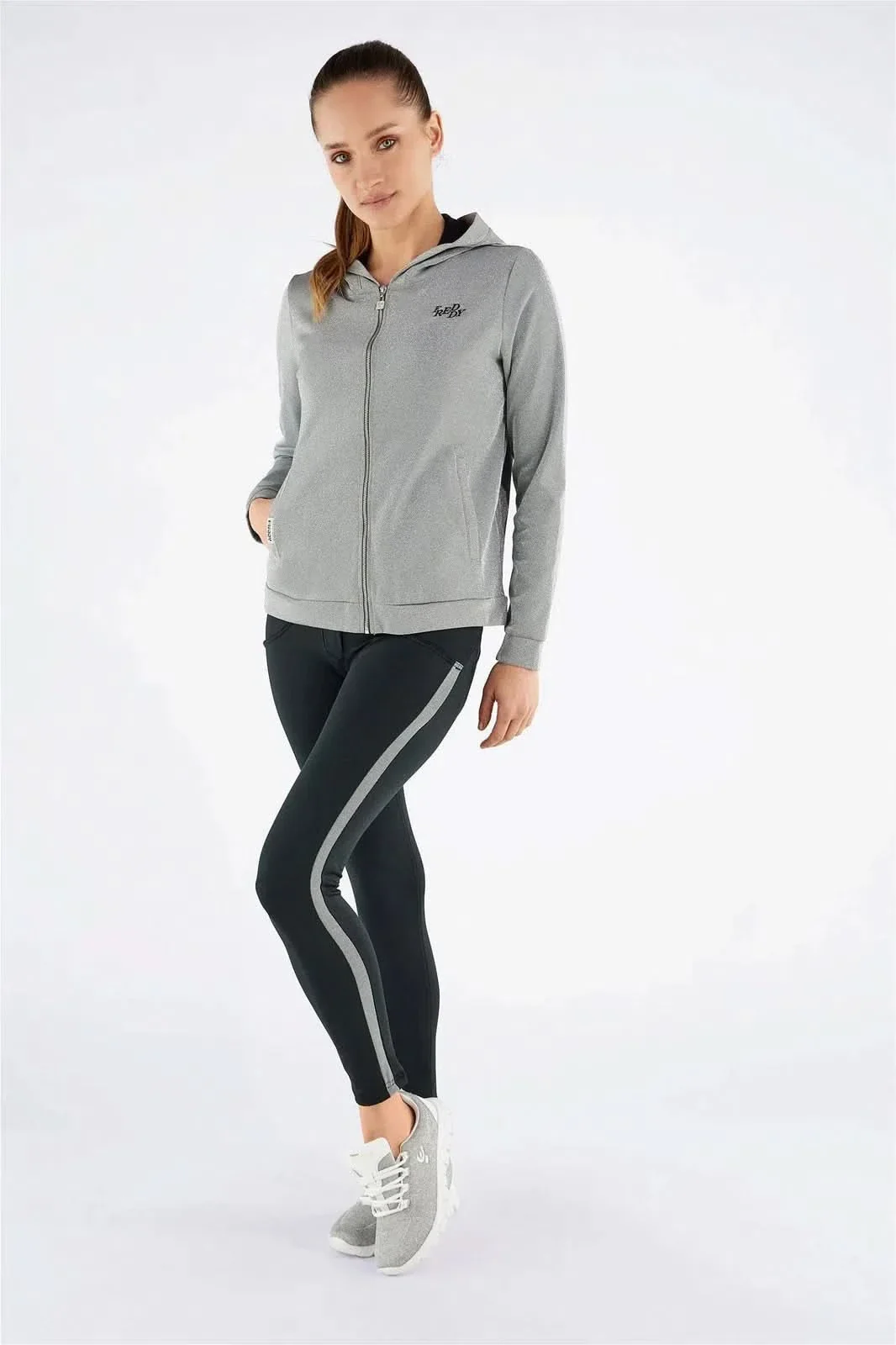 WRUP Tracksuit with Lurex Sweatshirt - Mid waist - Ankle Length - Gold + Black - Image 11