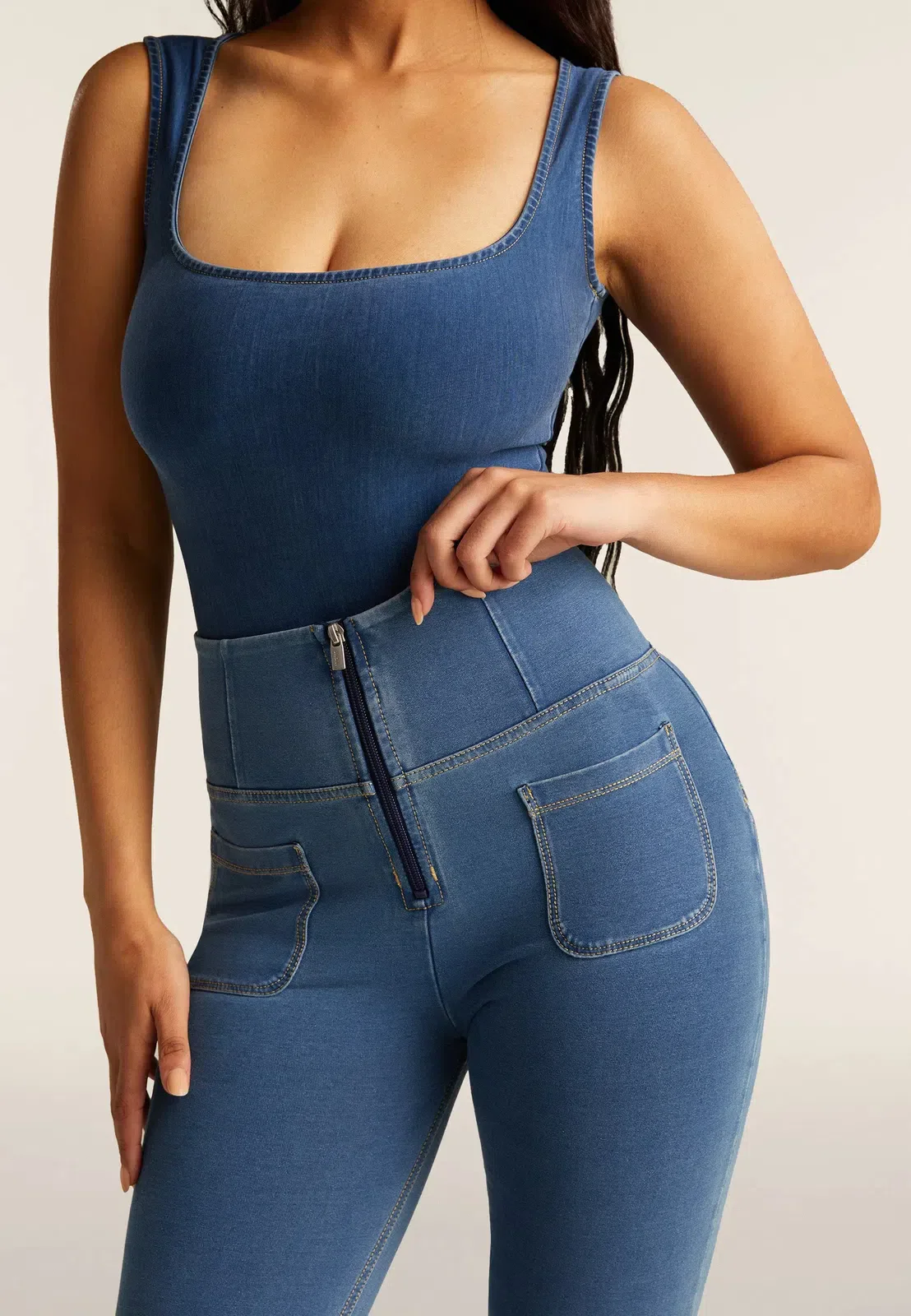 WRUP Denim with Front Pockets - Super High Waisted - Flare - Light Blue + Beige Stitching - Image 3