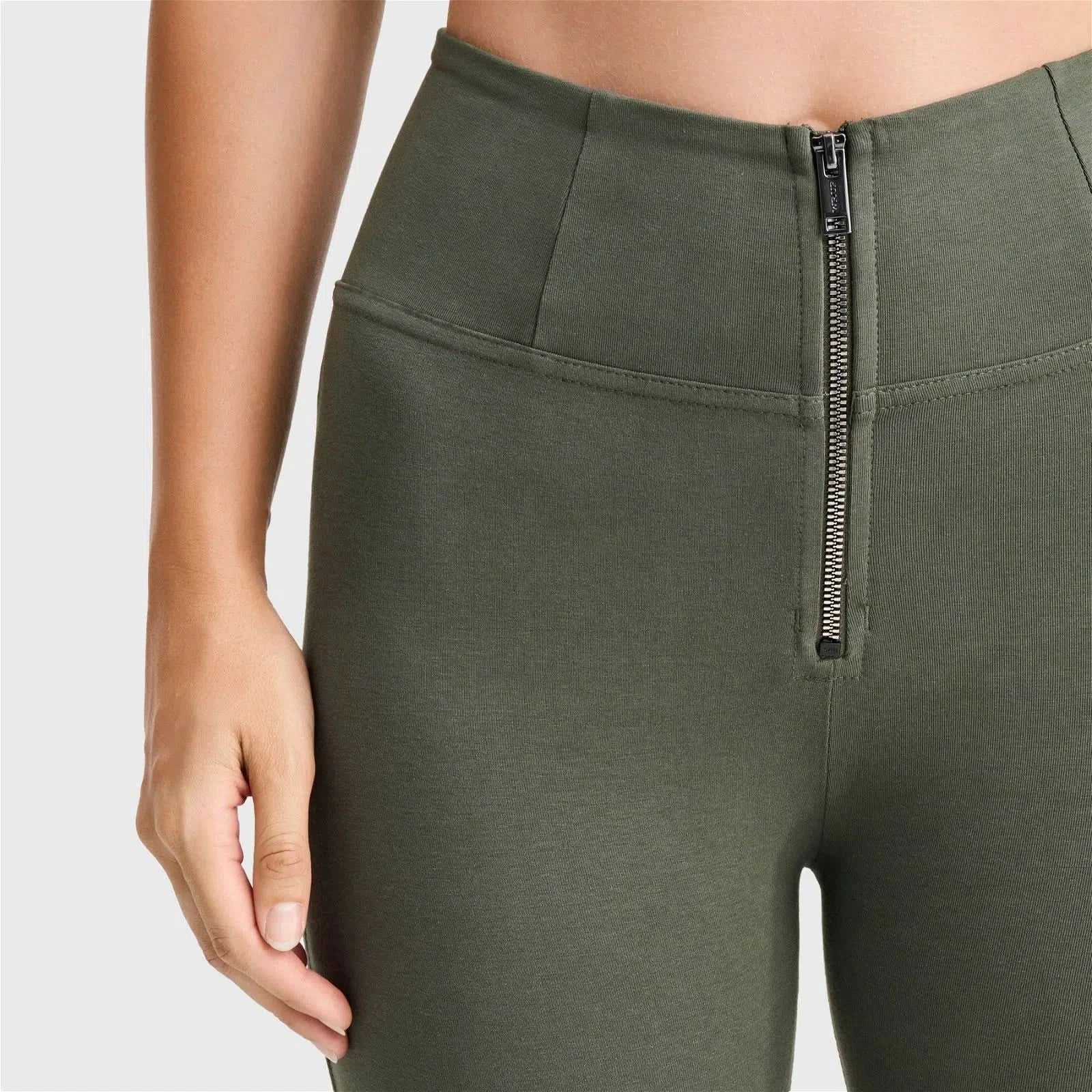 WRUP Cargo Fashion - High Waisted - 7/8 Length - Military Green - Image 7
